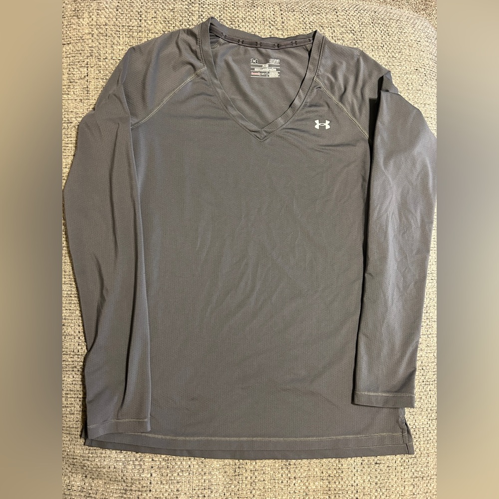 Under Armour Women’s Gray Long Sleeve Shirt Heat Gear Size Small